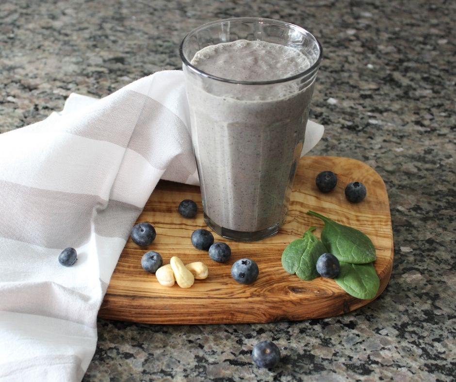 Blueberry, Cauliflower and Spinach Smoothie